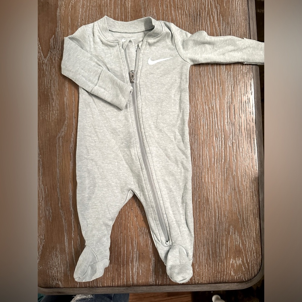 nike footie